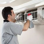 Se Busca ayudante de limpieza para aire acondicionados