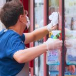 Se necesita limpieza en tiendas